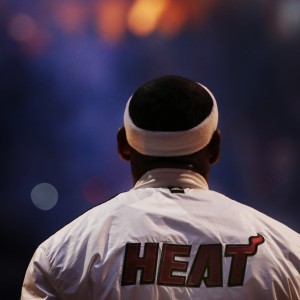 开云下载-光明记忆未来之星线上赛，雄鹰展翅迎战强敌，光明记忆海报